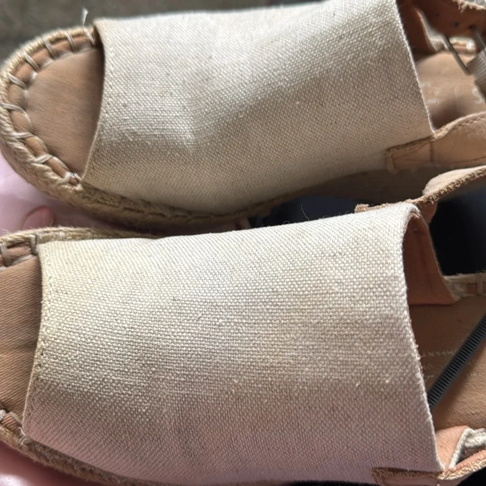 Toms tom’s monica